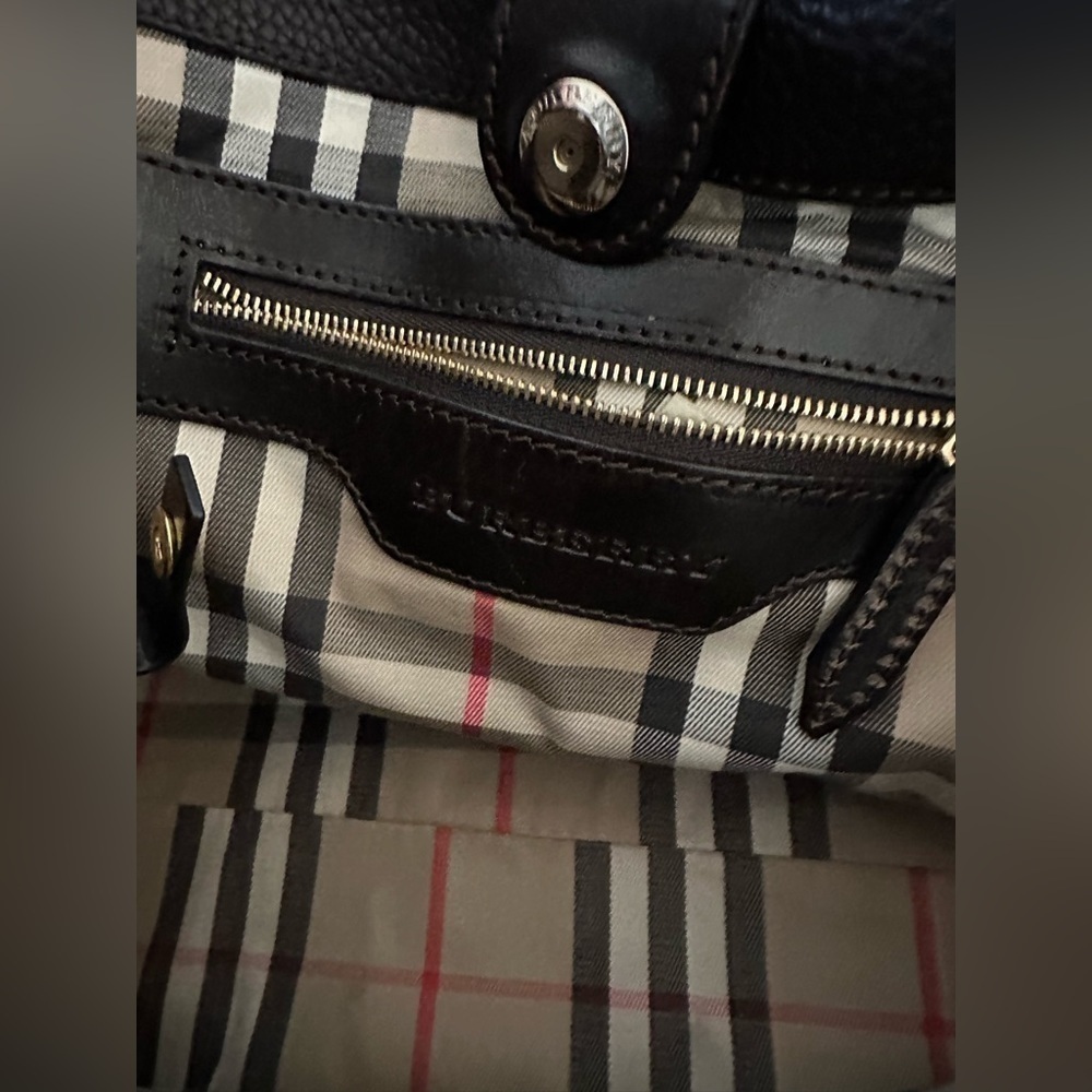 BURBERRY Brown Grained Leather Canterbury w/ House Check Bag - Picture 7 of 17